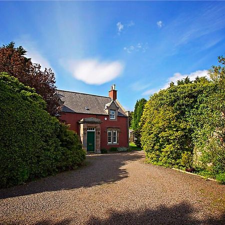 The Lodge By The Lake, Dunbar Exteriör bild