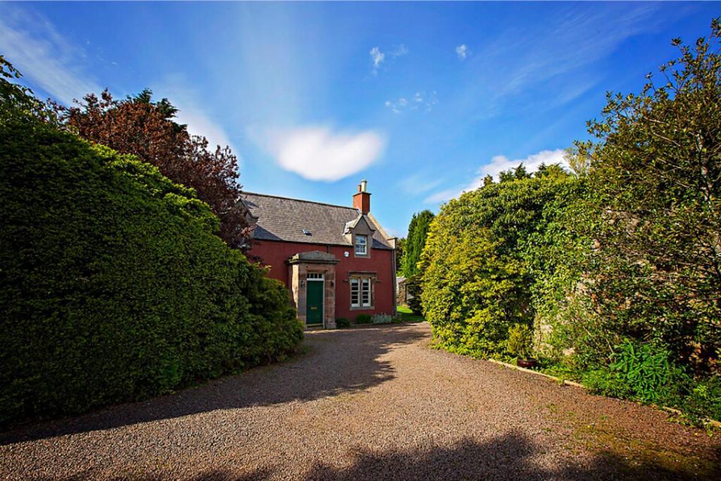 The Lodge By The Lake, Dunbar Exteriör bild